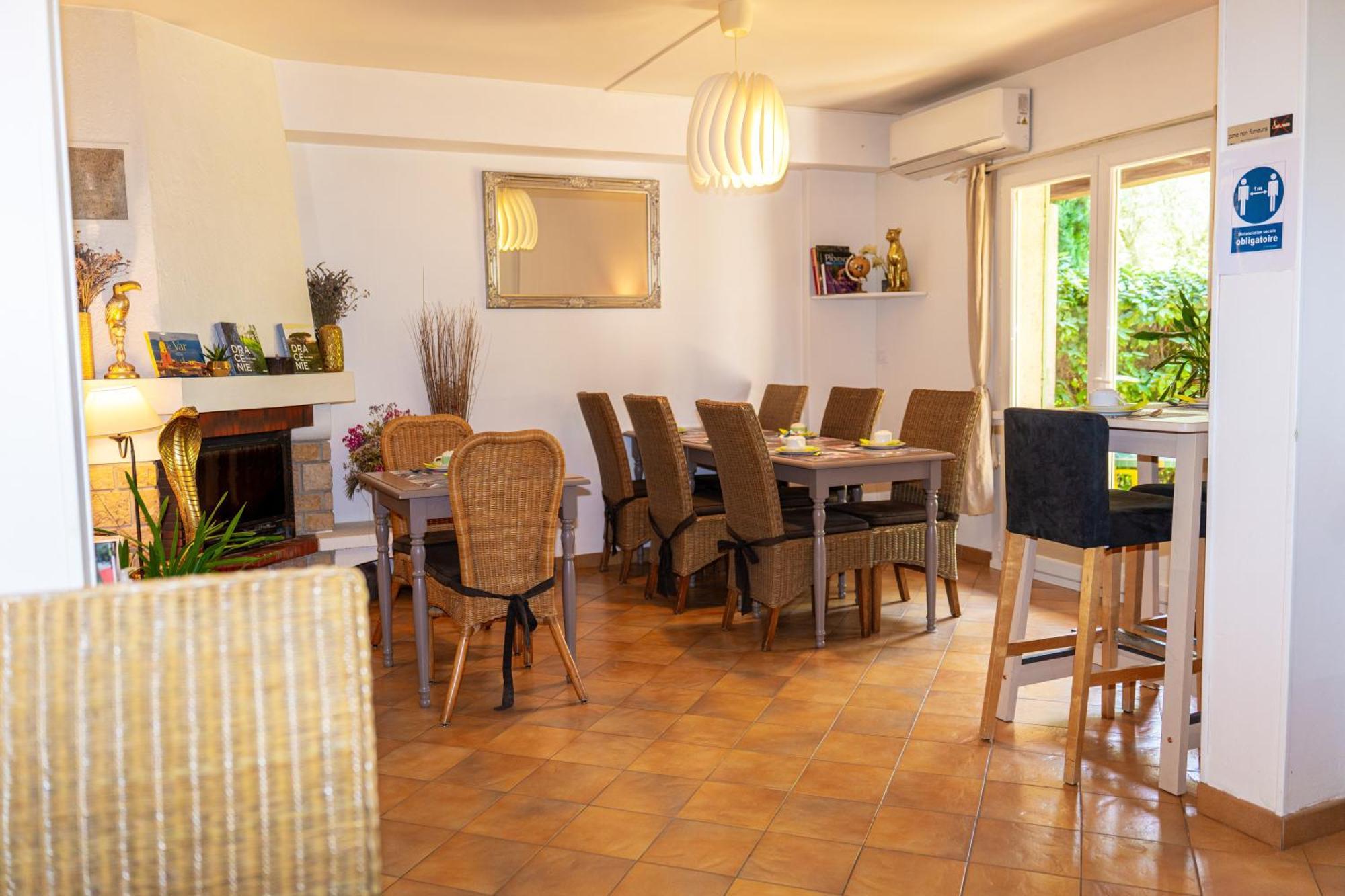 Hotel Les Oliviers 2*