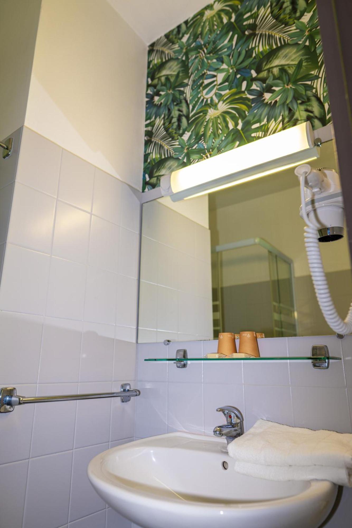 Les Oliviers Hotel Draguignan
